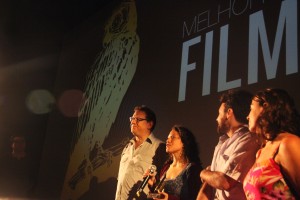 Equipe do filme "Raiz", prêmio de Melhor Filme e Júri Popular no Filmworks Film Festival 2014. 