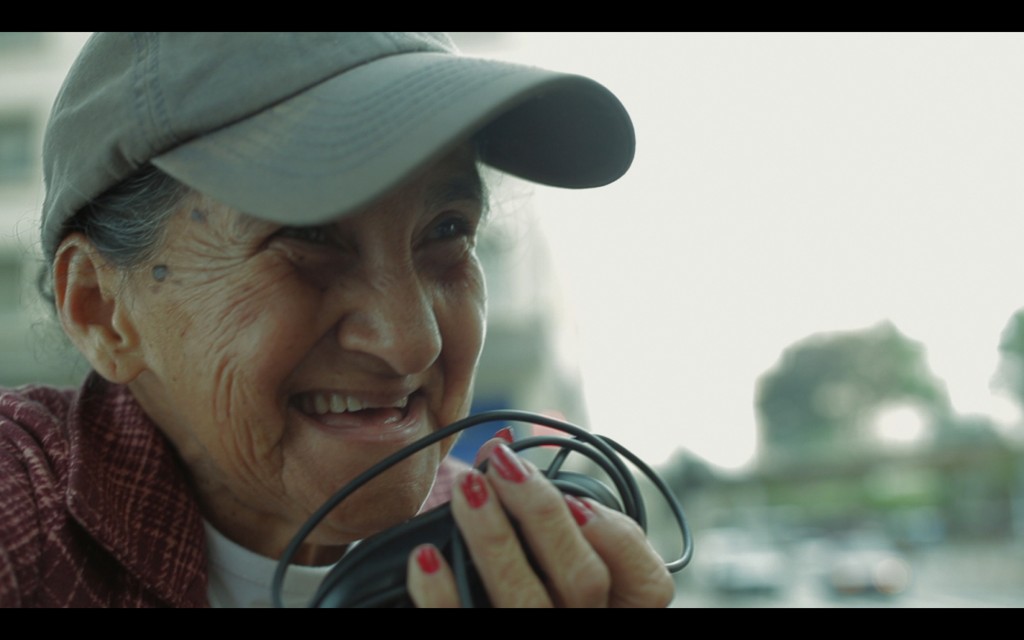 D. Eliana, a protagonista do filme, de 63 anos, moradora de uma ocupação do movimento sem teto “Frente de Luta por Moradia”, na cidade de São Paulo